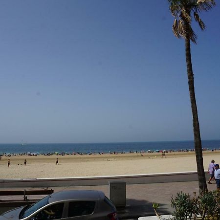Apartamento La Mar De Cerca. Terraza Vistas Mar. 1ª Linea Playa Cádis Exterior foto